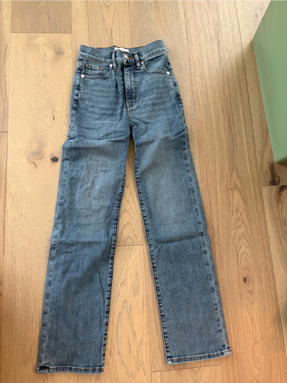 Frame Denim Straight Leg Jeans in Mid Blue Wash